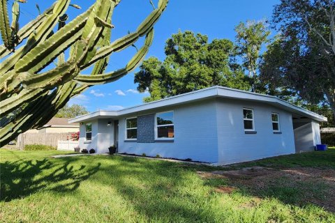 Villa ou maison à vendre à Zephyrhills, Floride: 3 chambres, 92.53 m2 № 1273840 - photo 4