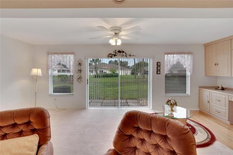 Condo in Sun City Center, Florida, 2 bedrooms  № 1273839 - photo 8