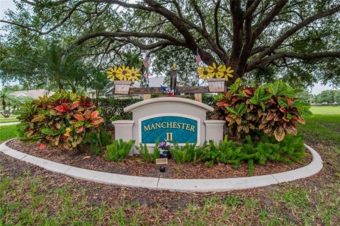 Condo in Sun City Center, Florida, 2 bedrooms  № 1273839 - photo 2