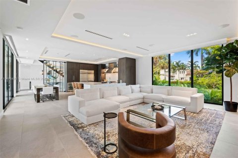 Casa en venta en Miami Beach, Florida, 4 dormitorios, 316.8 m2 № 873463 - foto 8