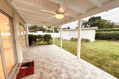 Villa ou maison à vendre à Miami Springs, Floride: 3 chambres, 182 m2 № 1006630 - photo 22