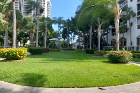 Condominio en venta en Aventura, Florida, 3 dormitorios, 130.62 m2 № 1391766 - foto 10