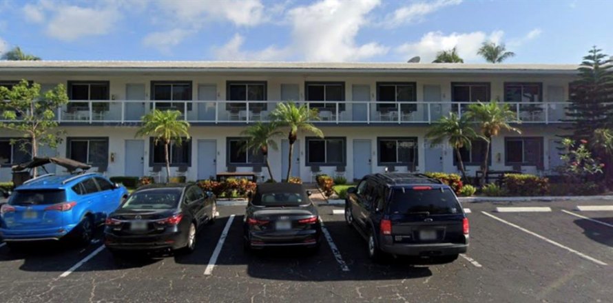 Отель, гостиница в Помпано-Бич, Флорида № 925425