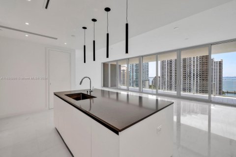 Condominio en venta en Miami, Florida, 3 dormitorios № 1294697 - foto 22