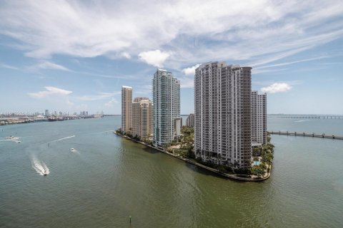 Condominio en venta en Miami, Florida, 3 dormitorios № 1294697 - foto 27