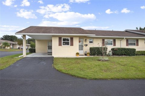 Condo in DeLand, Florida, 2 bedrooms  № 1434577 - photo 2