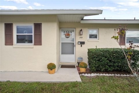 Condo in DeLand, Florida, 2 bedrooms  № 1434577 - photo 4