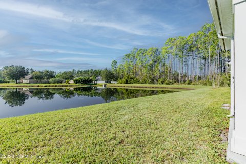 House in St. Johns, Florida 3 bedrooms, 156.73 sq.m. № 817775 - photo 2