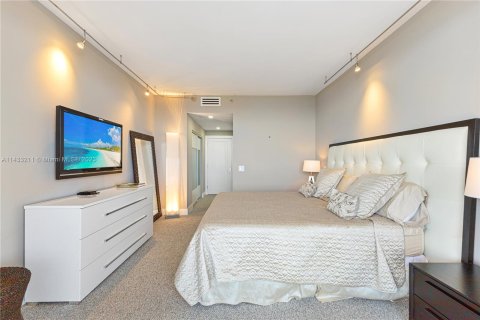 Condo in Aventura, Florida, 3 bedrooms  № 660491 - photo 21