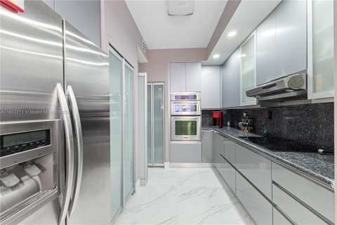 Купить кондоминиум в Авентура, Флорида 3 спальни, 245.26м2, № 660491 - фото 12