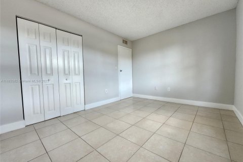 Condominio en venta en Deerfield Beach, Florida, 2 dormitorios, 119.84 m2 № 827423 - foto 15