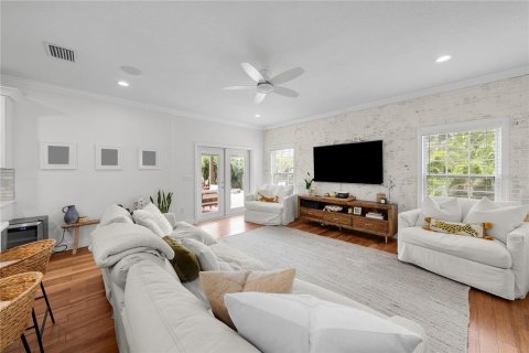 Casa en venta en Tampa, Florida, 3 dormitorios, 174.75 m2 № 1390826 - foto 13