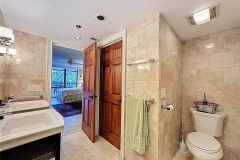 Copropriété à vendre à Orlando, Floride: 2 chambres, 147.81 m2 № 1150005 - photo 28