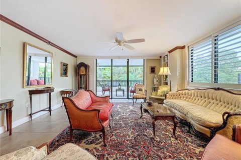 Copropriété à vendre à Orlando, Floride: 2 chambres, 147.81 m2 № 1150005 - photo 4