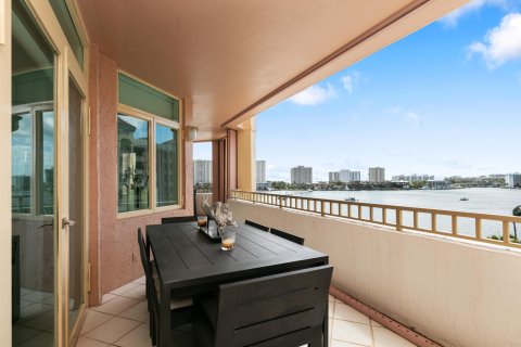 Condominio en venta en Boca Raton, Florida, 2 dormitorios, 187.85 m2 № 386886 - foto 18