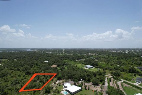 Terreno en venta en Punta Gorda, Florida № 1306829 - foto 12