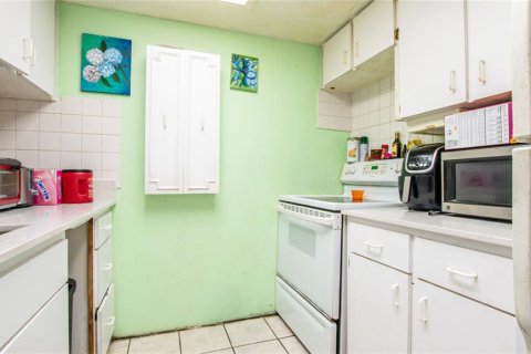 Condominio en venta en Tampa, Florida, 2 dormitorios, 88.26 m2 № 727582 - foto 11
