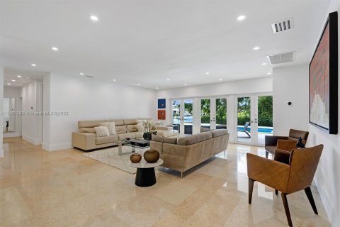 Casa en venta en Coral Gables, Florida, 4 dormitorios, 277.5 m2 № 827485 - foto 13
