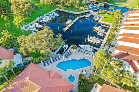 Touwnhouse à vendre à Palm Beach Gardens, Floride: 3 chambres, 152.55 m2 № 880868 - photo 18