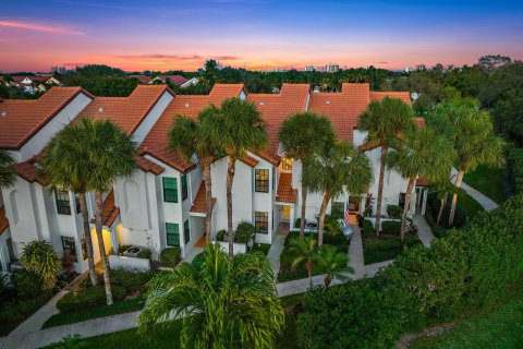 Touwnhouse à vendre à Palm Beach Gardens, Floride: 3 chambres, 152.55 m2 № 880868 - photo 11