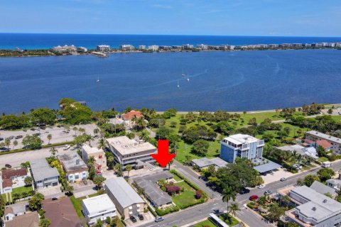 Commercial property in Lake Worth, Florida 316.61 sq.m. № 880865 - photo 7
