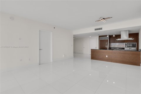 Condo in Miami, Florida, 2 bedrooms  № 1406196 - photo 14