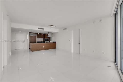 Copropriété à vendre à Miami, Floride: 2 chambres, 129.13 m2 № 1406196 - photo 9