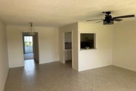 Condo in West Palm Beach, Florida, 1 bedroom  № 1159664 - photo 7