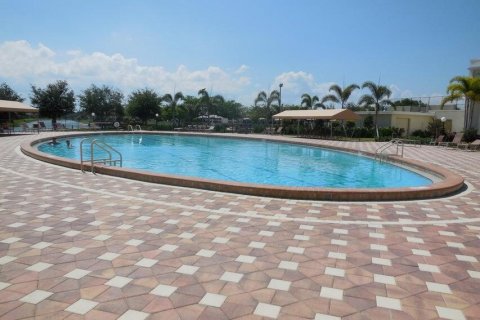 Condo in West Palm Beach, Florida, 1 bedroom  № 1159664 - photo 16