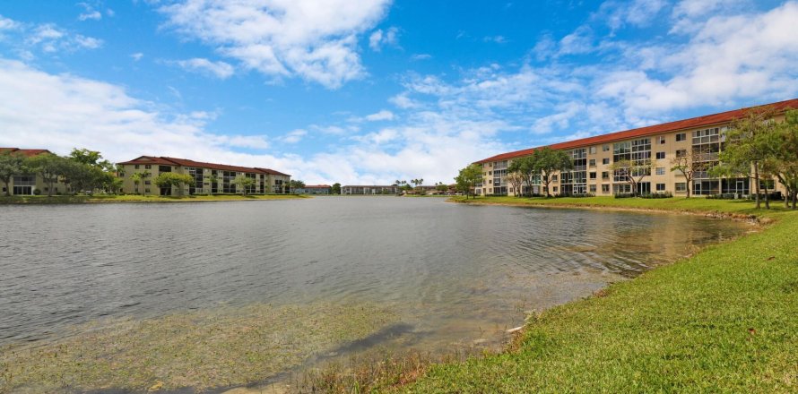 Condo in Pembroke Pines, Florida, 2 bedrooms  № 1154626