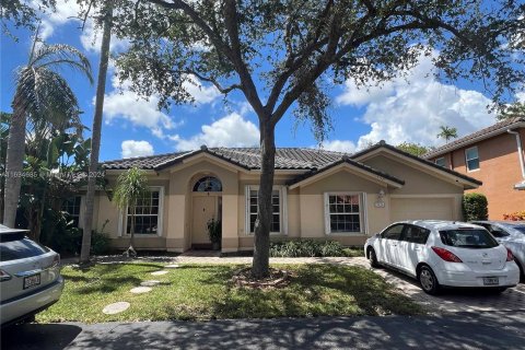 Villa ou maison à vendre à Pompano Beach, Floride: 3 chambres, 151.06 m2 № 1309644 - photo 1