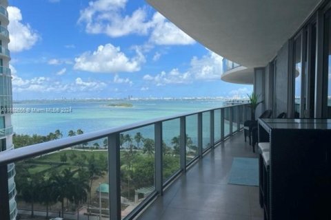 Condominio en venta en Miami, Florida, 2 dormitorios, 111.95 m2 № 1429570 - foto 1