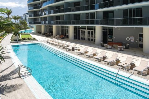 Condominio en venta en Miami, Florida, 2 dormitorios, 111.95 m2 № 1429570 - foto 4