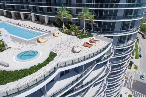 Condominio en venta en Miami, Florida, 2 dormitorios, 111.95 m2 № 1429570 - foto 5