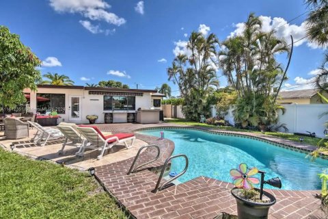 Casa en venta en Hollywood, Florida, 2 dormitorios, 180.42 m2 № 1235201 - foto 18