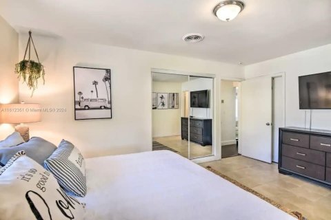 Casa en venta en Hollywood, Florida, 2 dormitorios, 180.42 m2 № 1235201 - foto 14