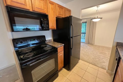 Condo in Jacksonville, Florida, 1 bedroom  № 801399 - photo 3