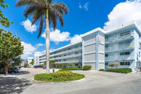 Copropriété à vendre à Boynton Beach, Floride: 1 chambre, 70.42 m2 № 1127741 - photo 13