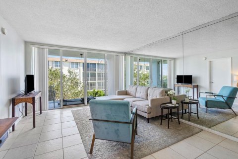 Copropriété à vendre à Boynton Beach, Floride: 1 chambre, 70.42 m2 № 1127741 - photo 11