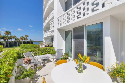 Condominio en venta en Palm Beach, Florida, 1 dormitorio, 91.32 m2 № 1127786 - foto 26