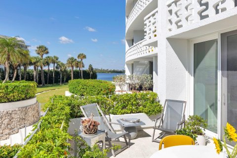 Copropriété à vendre à Palm Beach, Floride: 1 chambre, 91.32 m2 № 1127786 - photo 27