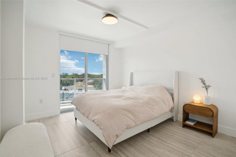 Copropriété à vendre à North Miami Beach, Floride: 2 chambres, 89.93 m2 № 1377490 - photo 8