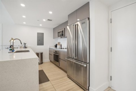 Copropriété à vendre à North Miami Beach, Floride: 2 chambres, 89.93 m2 № 1377490 - photo 3