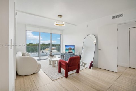 Copropriété à vendre à North Miami Beach, Floride: 2 chambres, 89.93 m2 № 1377490 - photo 25