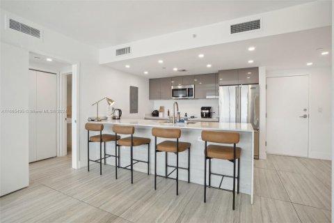 Copropriété à vendre à North Miami Beach, Floride: 2 chambres, 89.93 m2 № 1377490 - photo 30