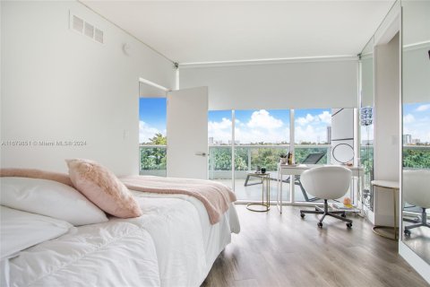 Condominio en venta en Miami, Florida, 2 dormitorios, 112.41 m2 № 1409188 - foto 11