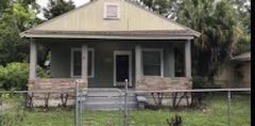 House in Jacksonville, Florida 3 bedrooms, 108.7 sq.m. № 772646