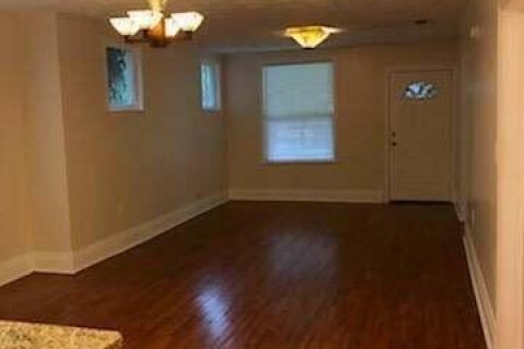 House in Jacksonville, Florida 3 bedrooms, 108.7 sq.m. № 772646 - photo 3