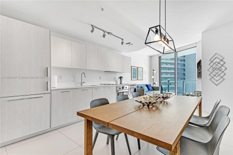 Condominio en venta en Miami, Florida, 1 dormitorio, 69.31 m2 № 1398215 - foto 7