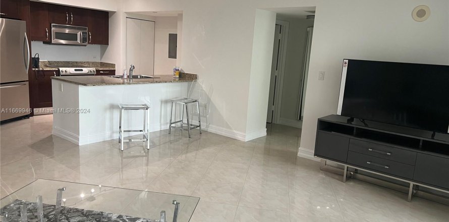 Condominio en Aventura, Florida, 1 dormitorio  № 1398217